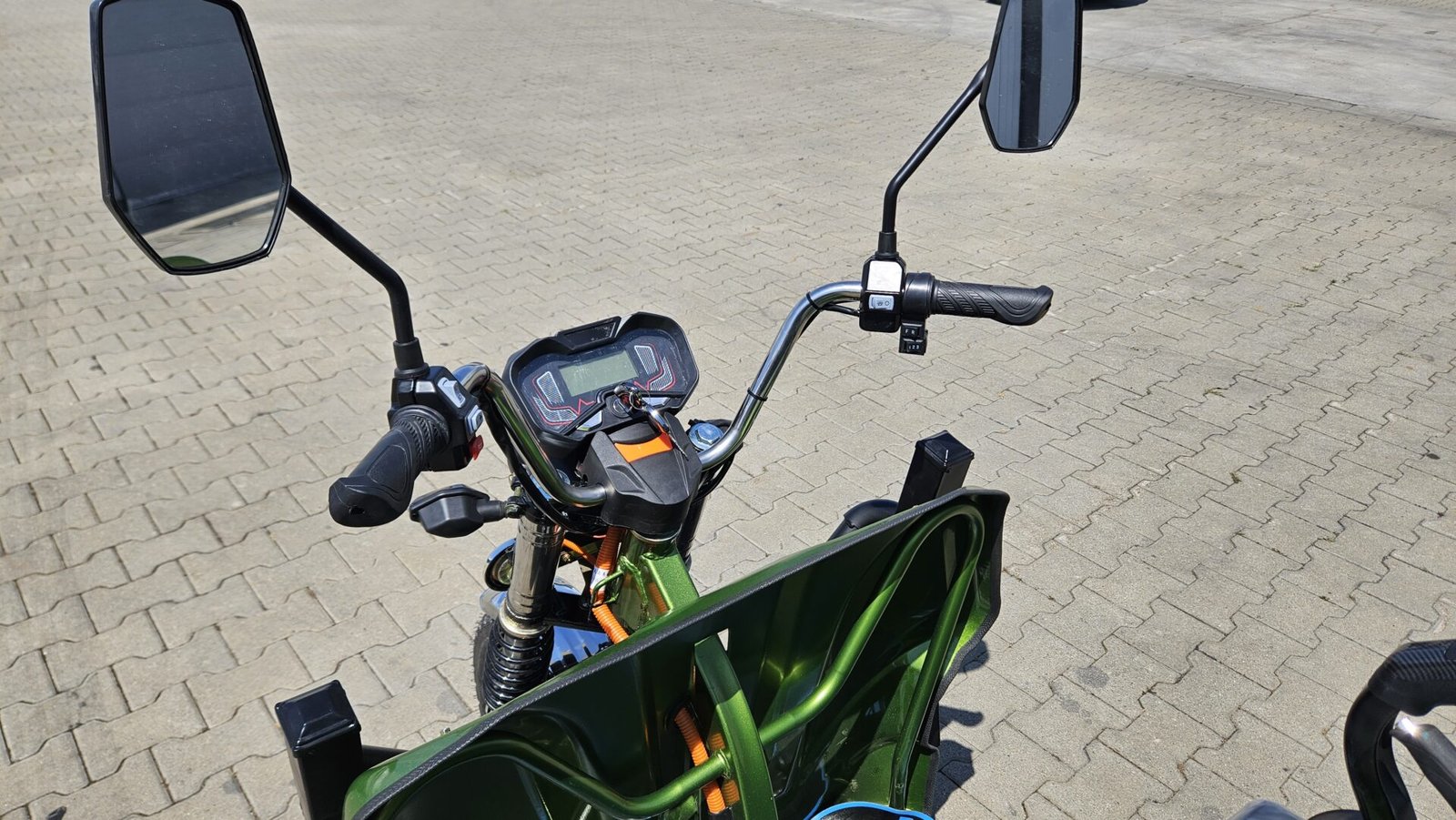 Triciclu electric 1000W Thor WORKER fara permis 60V32Ah 25km/h TRANSPORT GRATUIT - imagine 28