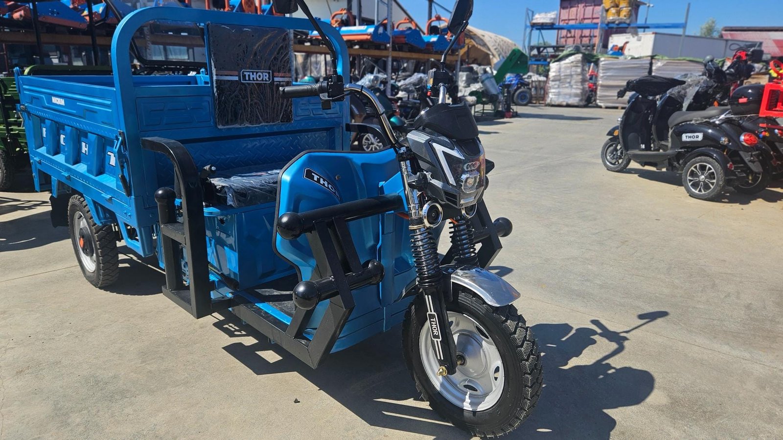 Triciclu electric 1200W Thor Magnum2 fara permis 60V45Ah 25km/h cu basculare hidraulica TRANSPORT GRATUIT - imagine 8