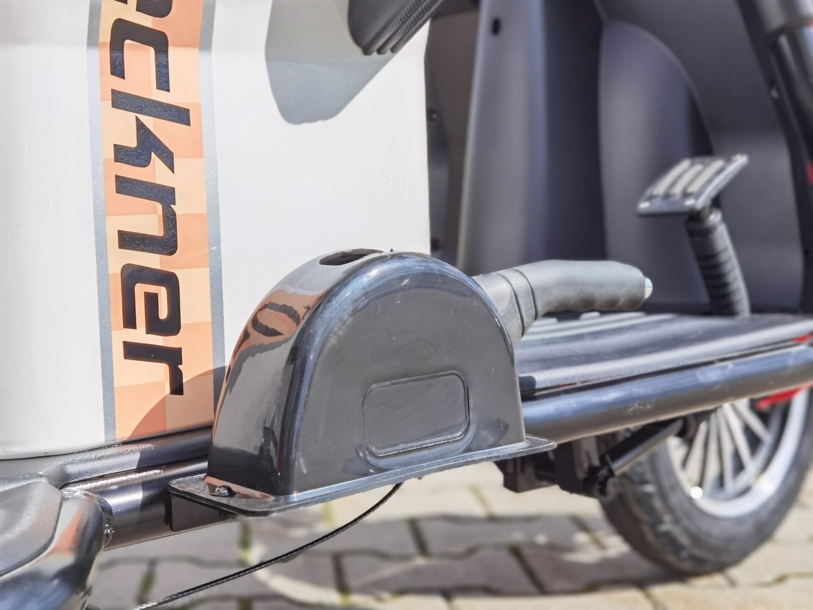 Triciclu electric 1000W Breckner TRAVEL rosu fara permis 60V20Ah 25km/h TRANSPORT GRATUIT - imagine 10