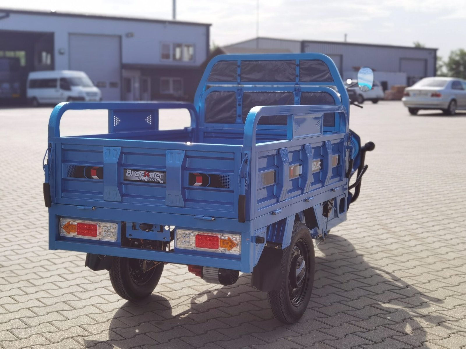 Triciclu electric 2000W Breckner MODEL-M fara permis 72V32Ah 25km/h cu CIV inclus TRANSPORT GRATUIT - imagine 17