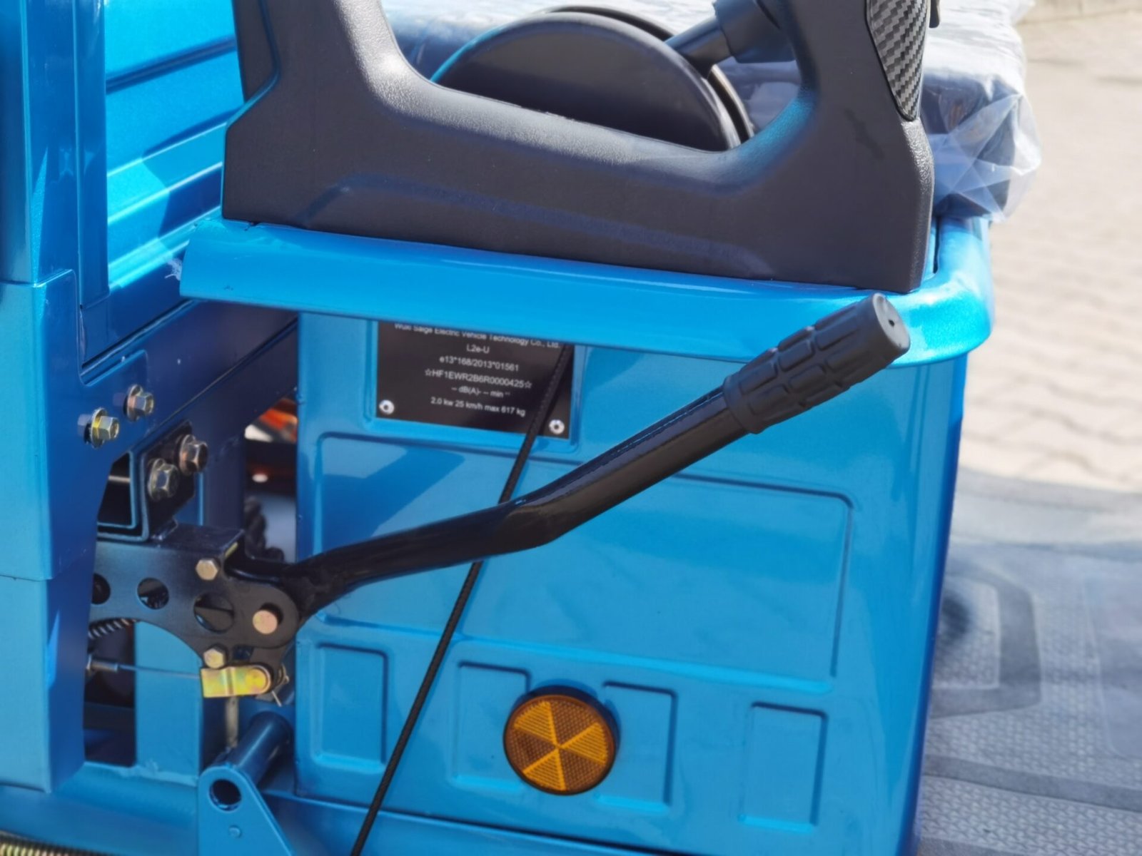 Triciclu electric 3000W Breckner MODEL-T cu permis 72V32Ah 45km/h TRANSPORT GRATUIT - imagine 13