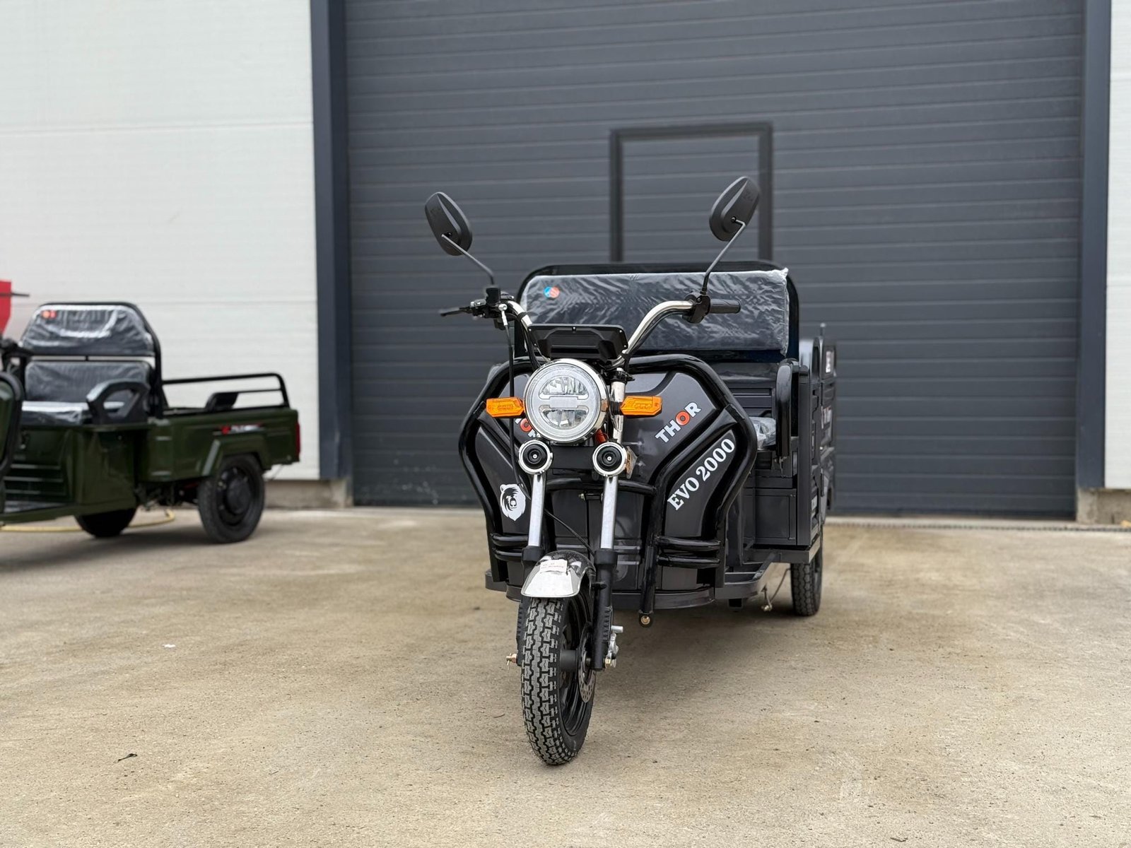 Triciclu electric 2000W Thor EVO 2000 fara permis 72V32Ah 25km/h cu CIV inclus TRANSPORT GRATUIT - imagine 5