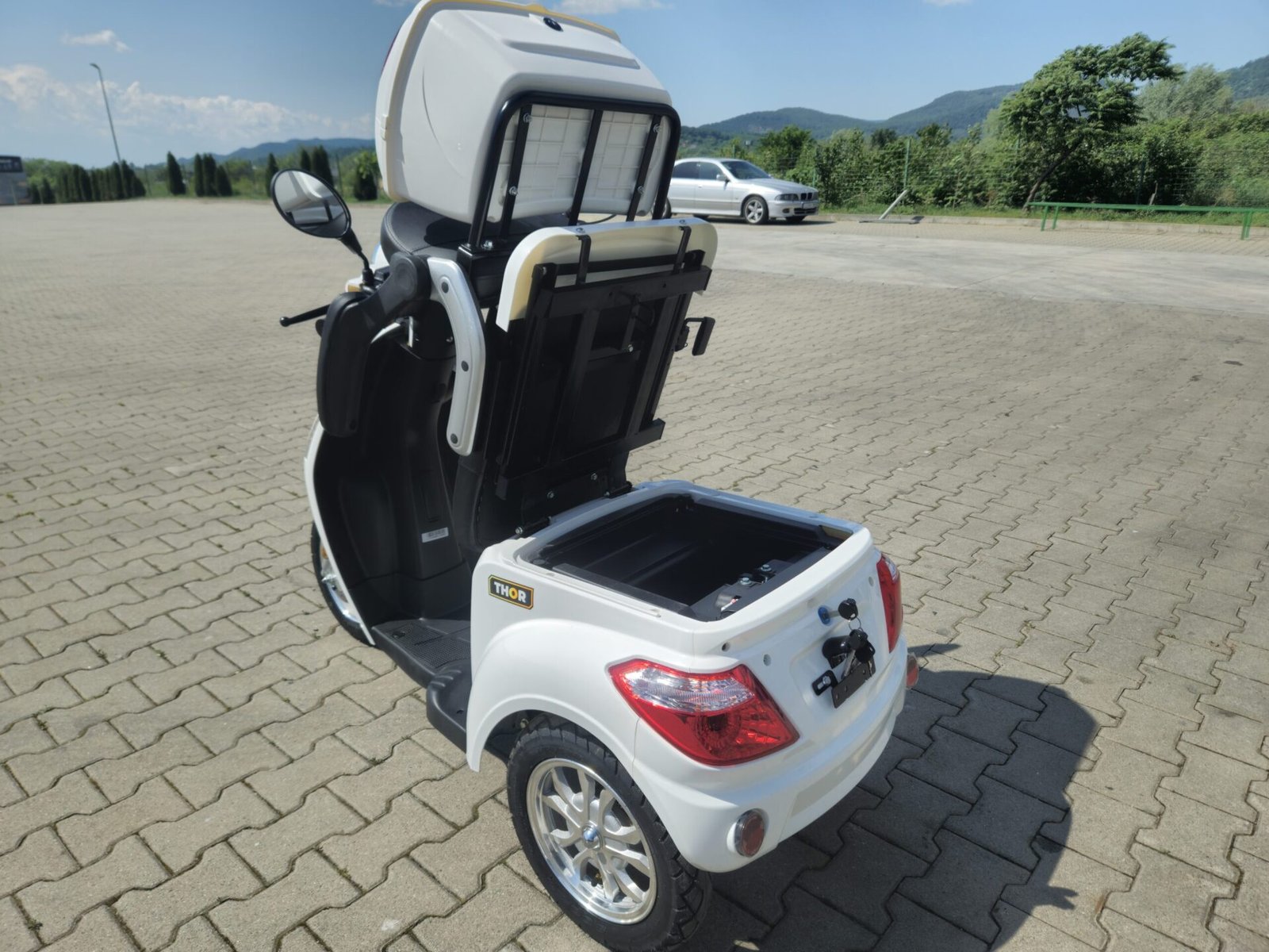 Triciclu electric 800W Thor FLUXX alb fara permis 60V20Ah 25km/h TRANSPORT GRATUIT - imagine 16