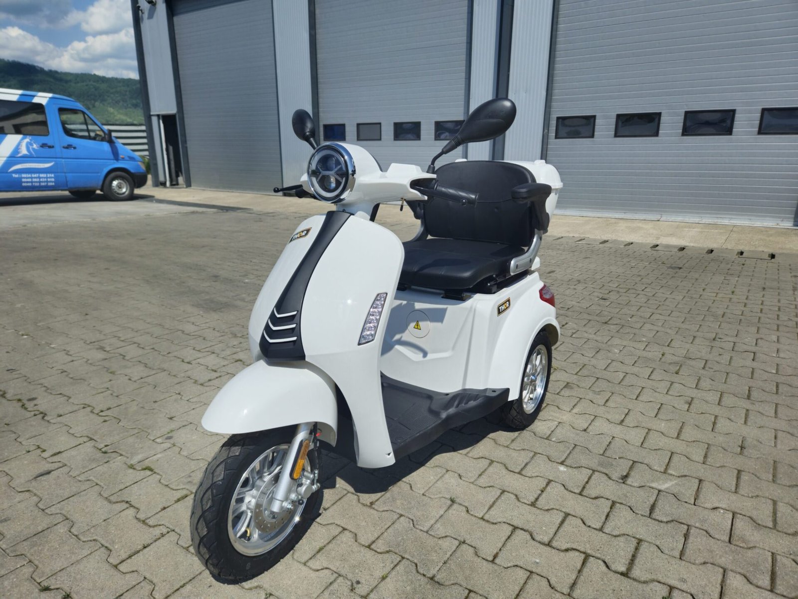Triciclu electric 800W Thor FLUXX alb fara permis 60V20Ah 25km/h TRANSPORT GRATUIT - imagine 4