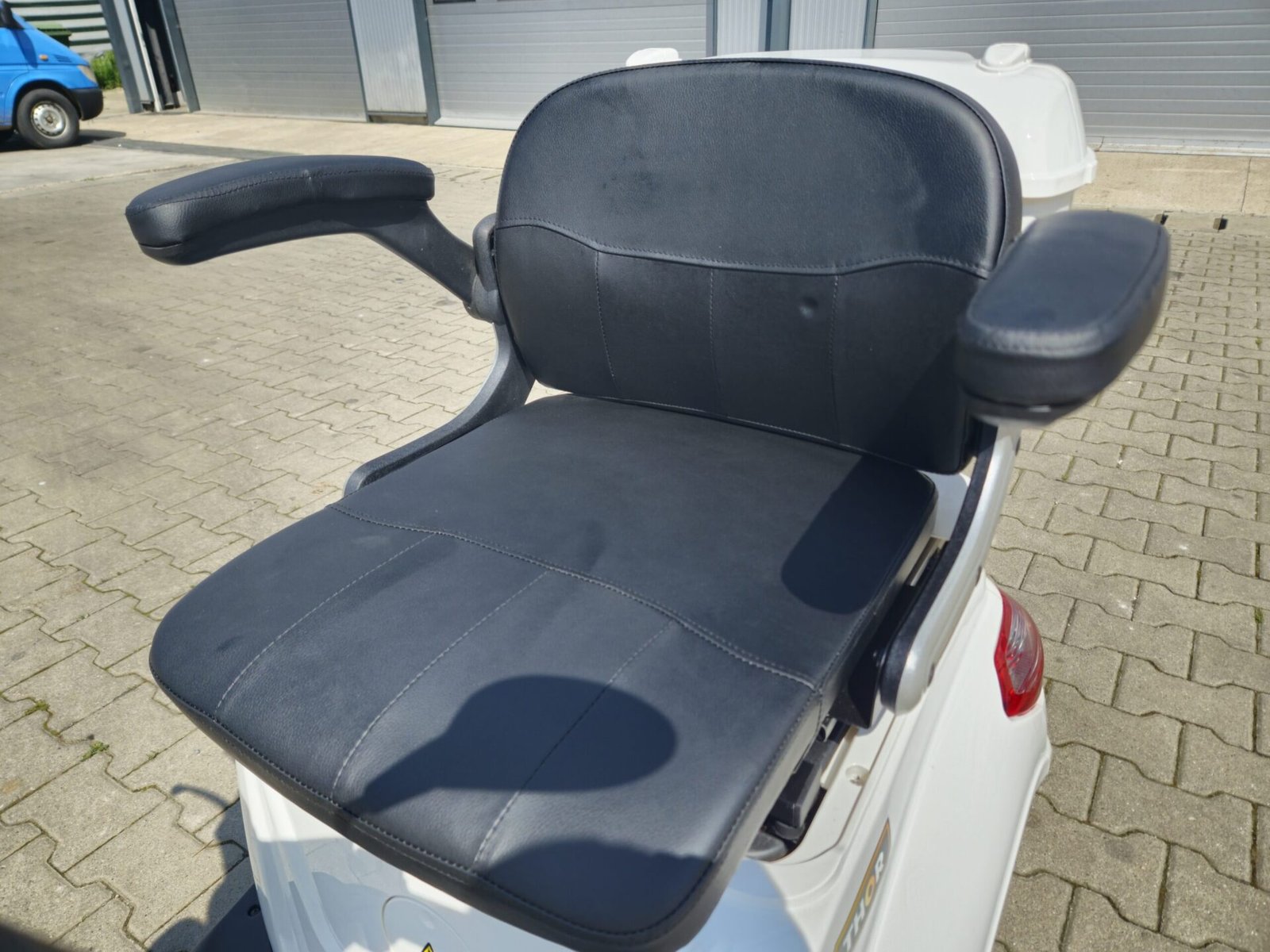 Triciclu electric 800W Thor FLUXX alb fara permis 60V20Ah 25km/h TRANSPORT GRATUIT - imagine 10