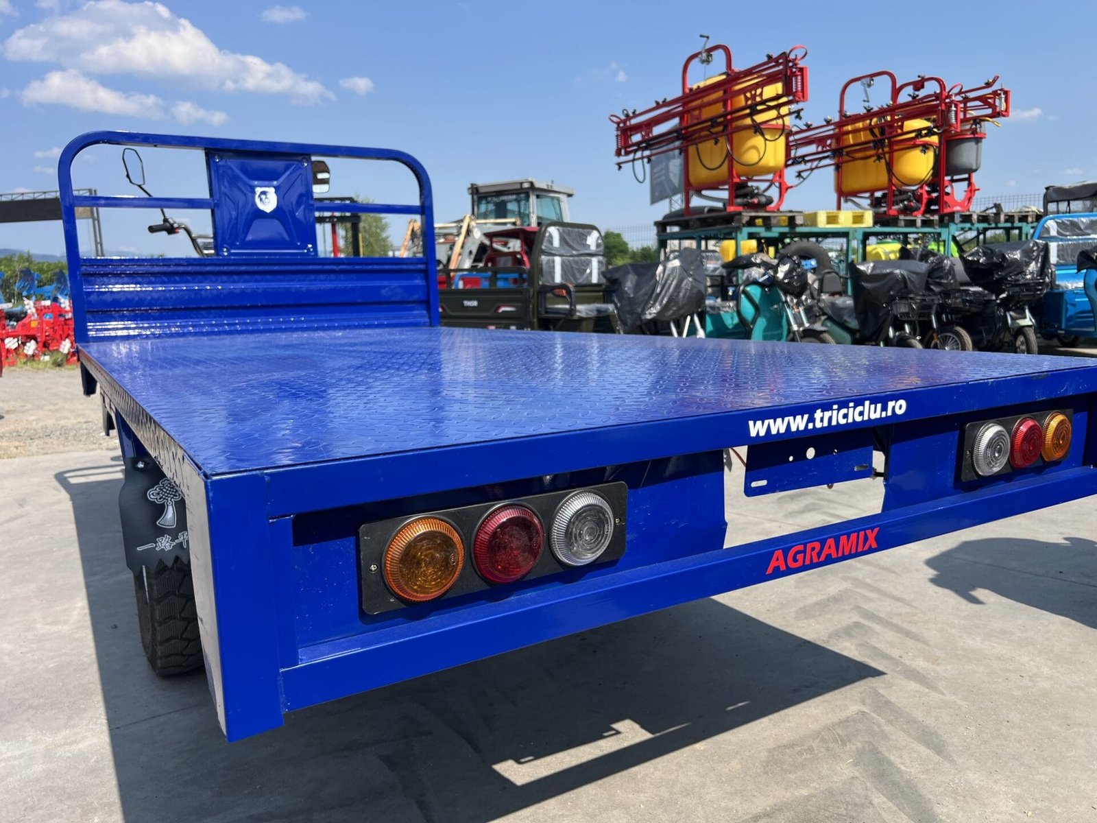 Triciclu electric 2200W Thor HERCULES-2 fara permis 72V75Ah 25km/h 3M TRANSPORT GRATUIT - imagine 3