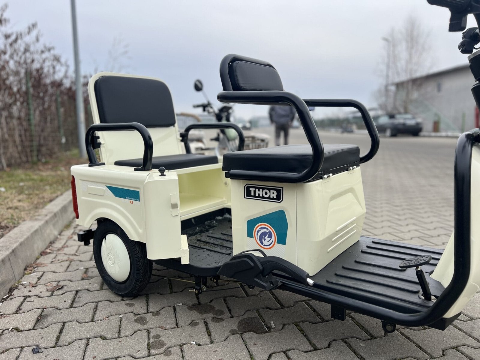 Triciclu electric 600W Thor SX LONG alb fara permis 48V20Ah 25km/h TRANSPORT GRATUIT - imagine 3