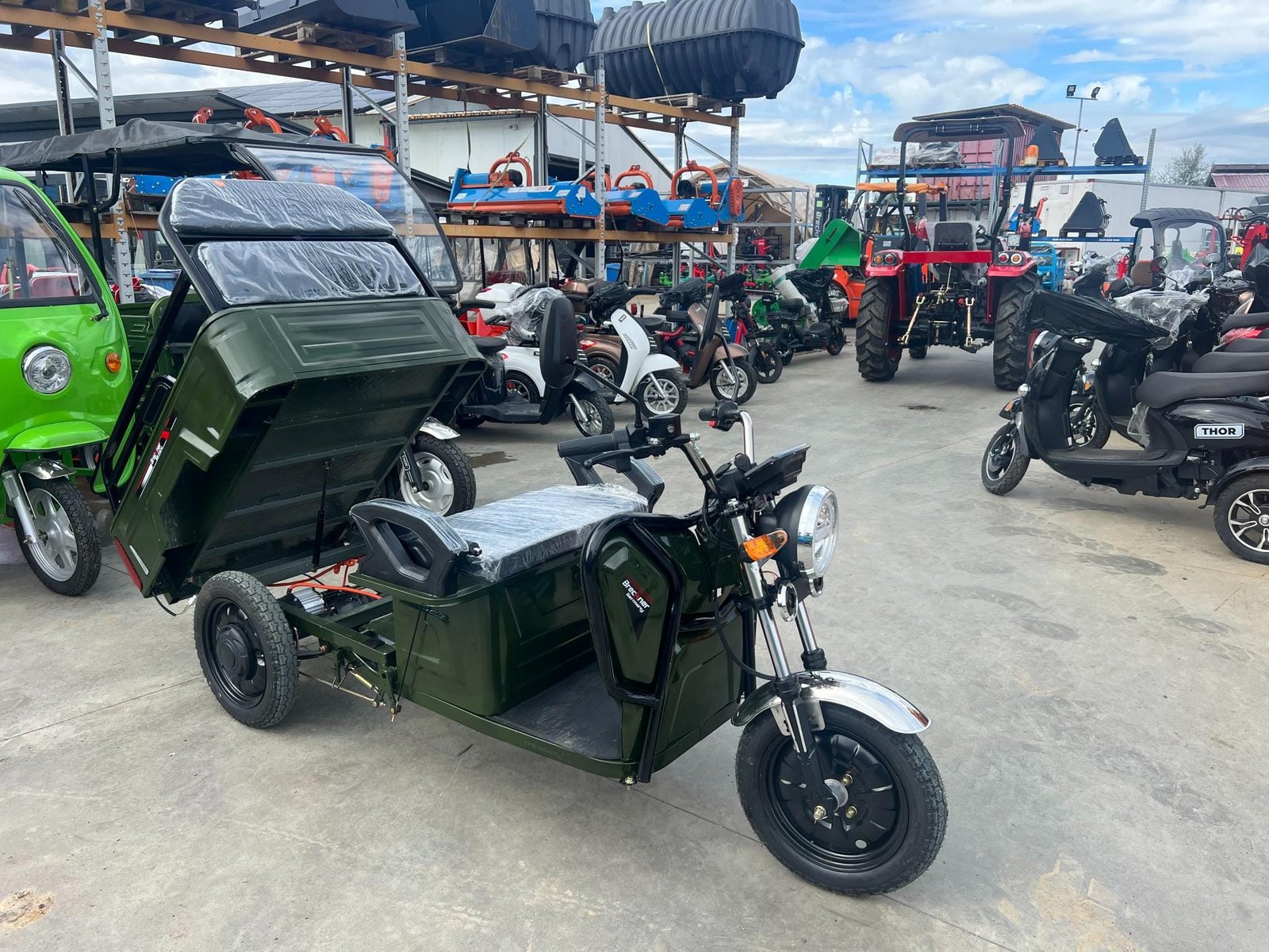 Triciclu electric 1600W Breckner MODEL-E fara permis 60V20Ah 25km/h TRANSPORT GRATUIT - imagine 3