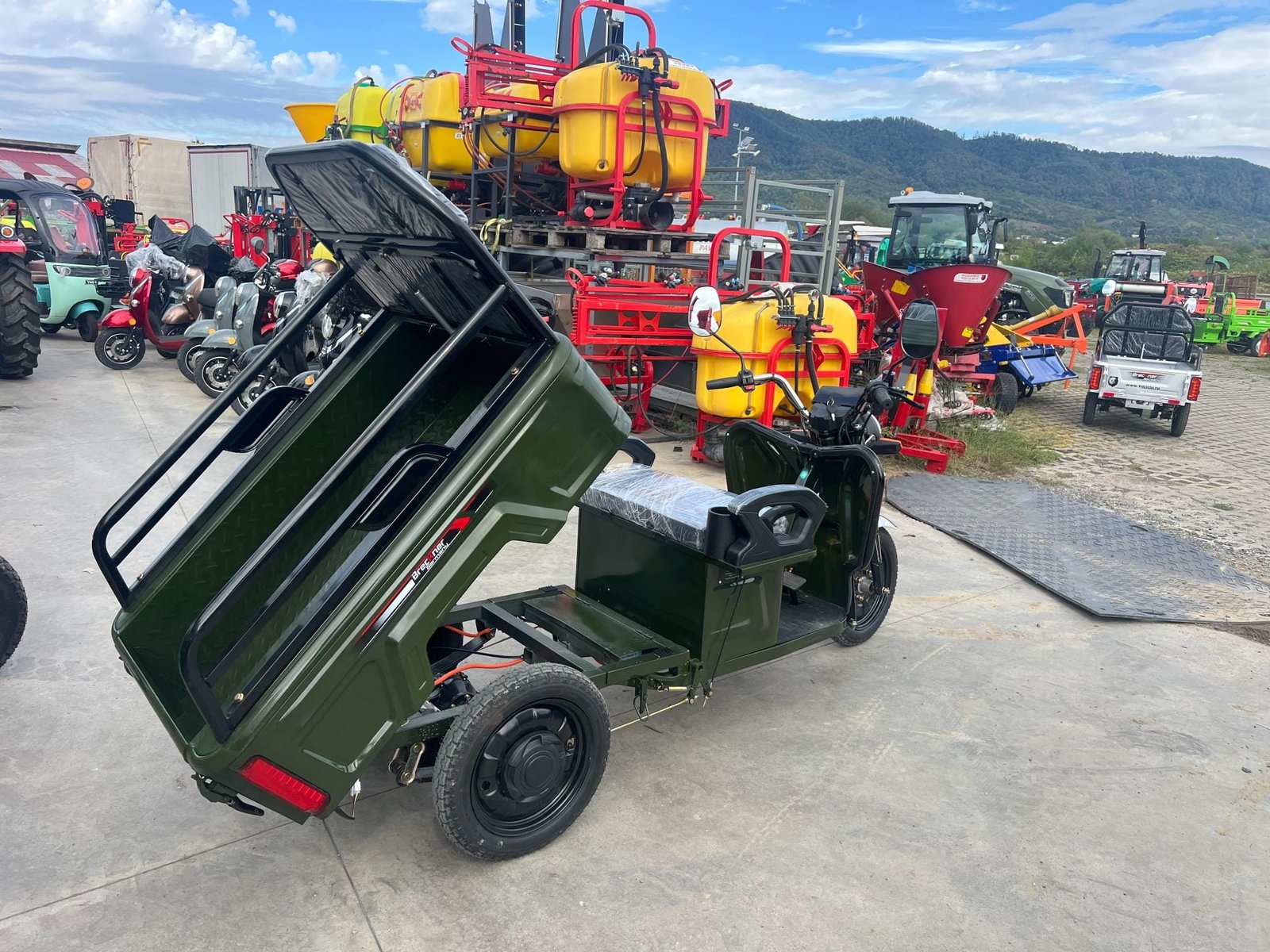Triciclu electric 1600W Breckner MODEL-E fara permis 60V20Ah 25km/h TRANSPORT GRATUIT - imagine 5