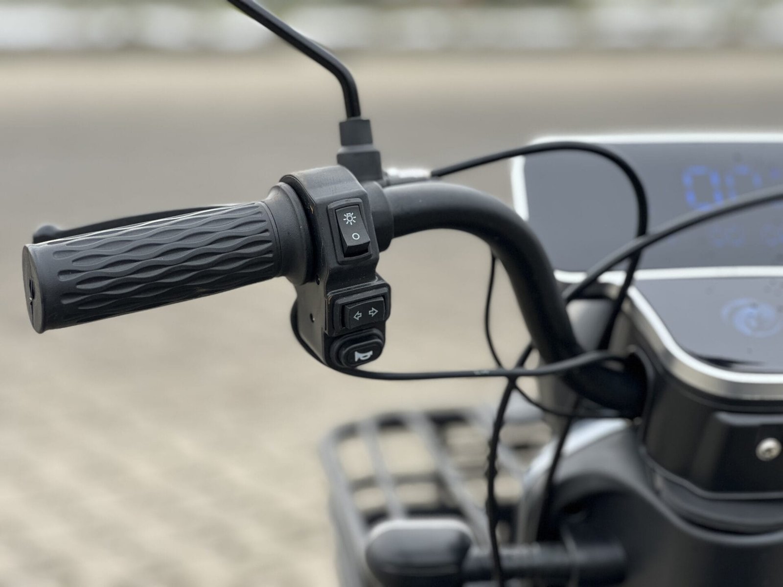 Triciclu electric 600W Thor TRIXY fara permis 48V20Ah 25km/h TRANSPORT GRATUIT - imagine 12