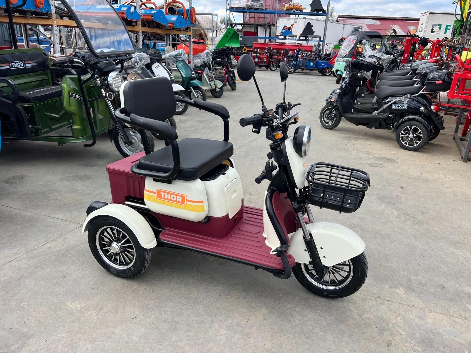 Triciclu electric 1000W Thor SXL PRO rosu-alb fara permis 60V20Ah 25km/h TRANSPORT GRATUIT - imagine 11
