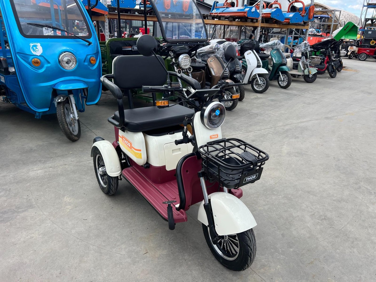 Triciclu electric 1000W Thor SXL PRO rosu-alb fara permis 60V20Ah 25km/h TRANSPORT GRATUIT - imagine 12