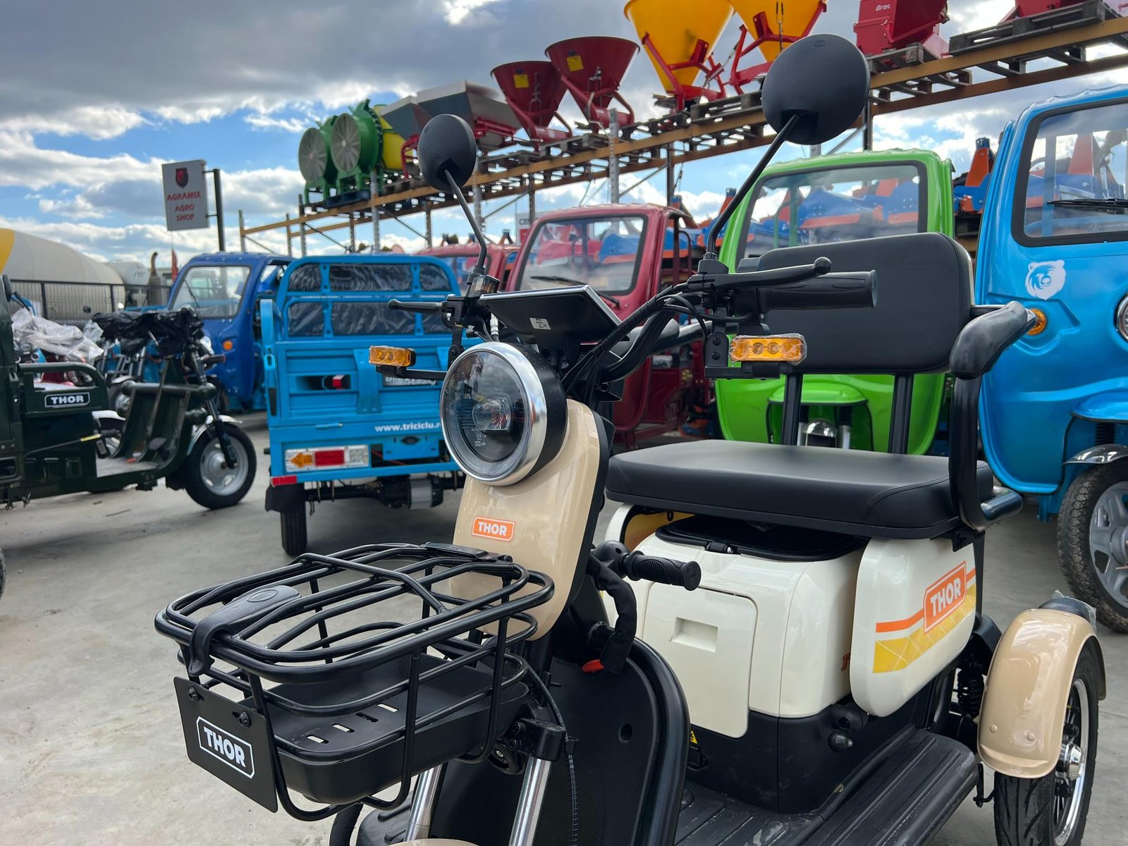 Triciclu electric 1000W Thor SXL PRO bej fara permis 60V20Ah 25km/h TRANSPORT GRATUIT - imagine 18