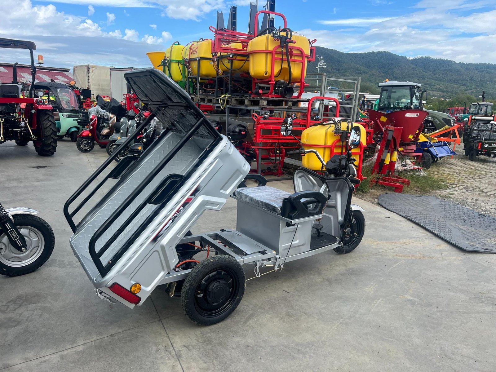 Triciclu electric 1600W Breckner MODEL-E fara permis 60V20Ah 25km/h TRANSPORT GRATUIT - imagine 4