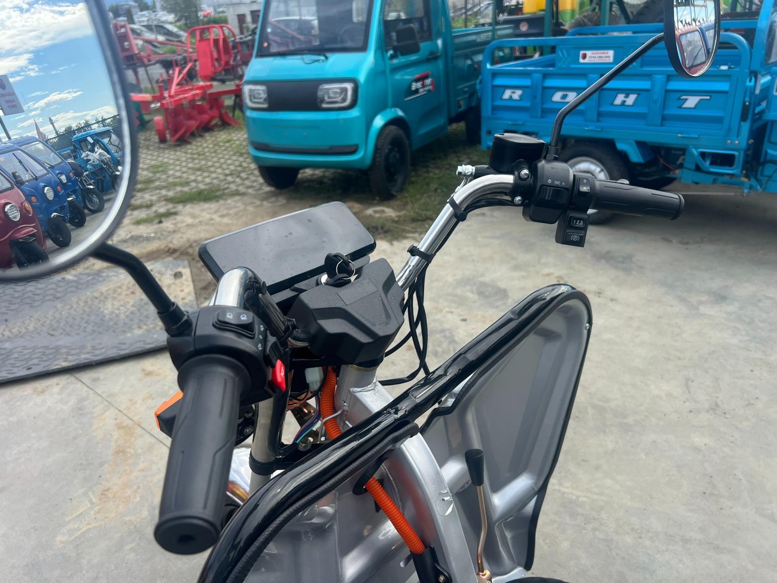 Triciclu electric 1600W Breckner MODEL-E fara permis 60V20Ah 25km/h TRANSPORT GRATUIT - imagine 9