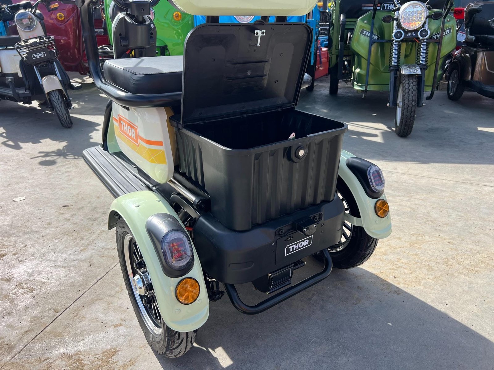 Triciclu electric 1000W Thor SXL PRO verde fara permis 60V20Ah 25km/h TRANSPORT GRATUIT - imagine 2