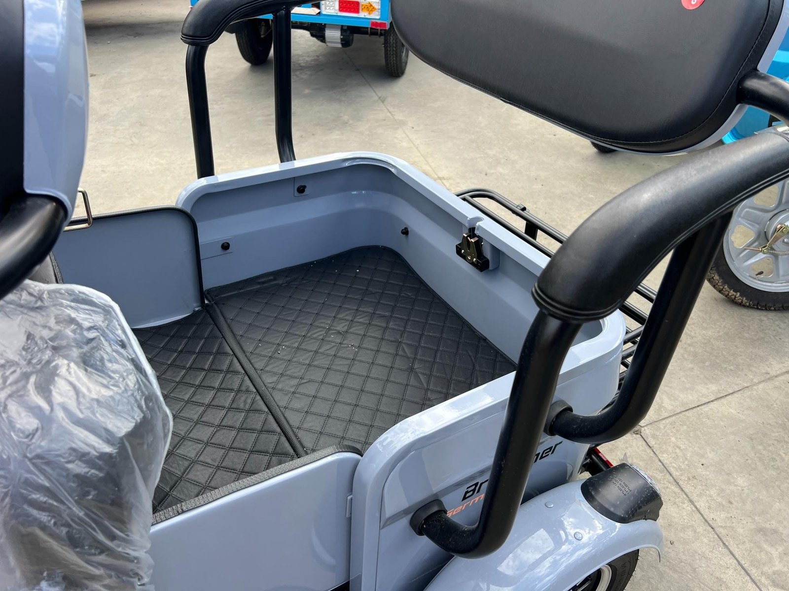 Triciclu electric 1000W Breckner TRAVEL gri fara permis 60V20Ah 25km/h TRANSPORT GRATUIT - imagine 4
