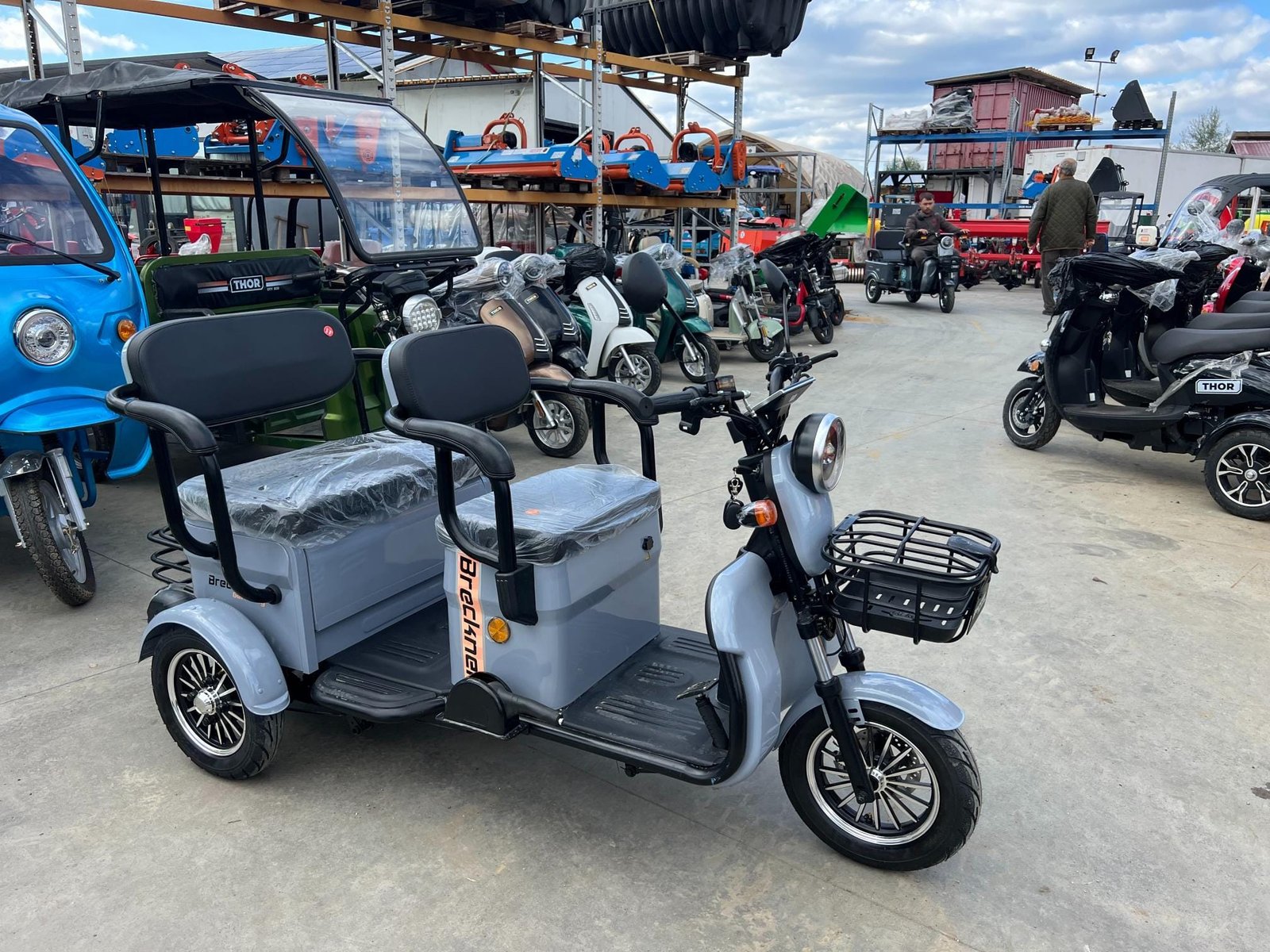 Triciclu electric 1000W Breckner TRAVEL gri fara permis 60V20Ah 25km/h TRANSPORT GRATUIT - imagine 11