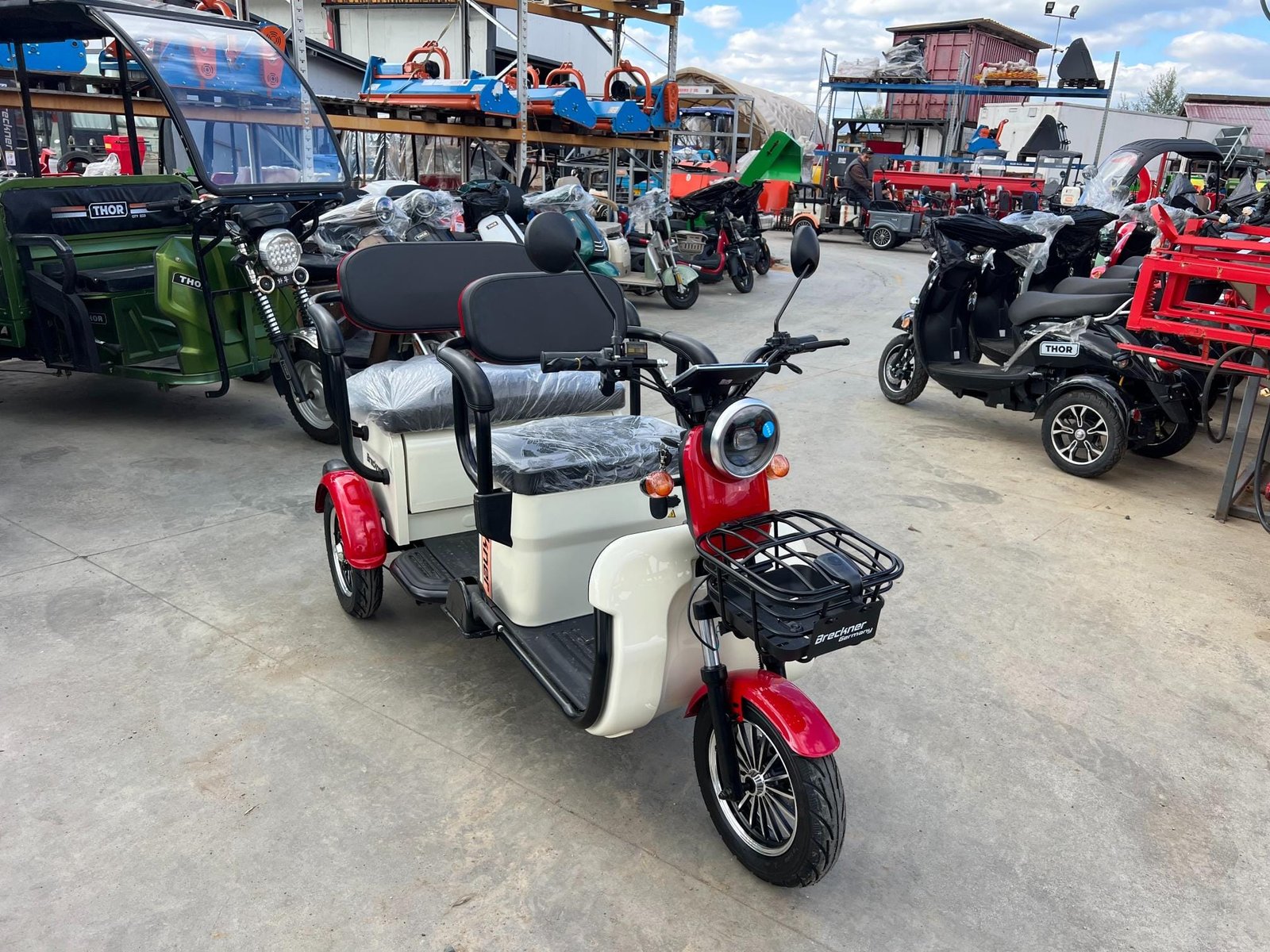 Triciclu electric 1000W Breckner TRAVEL rosu-alb fara permis 60V20Ah 25km/h TRANSPORT GRATUIT - imagine 19